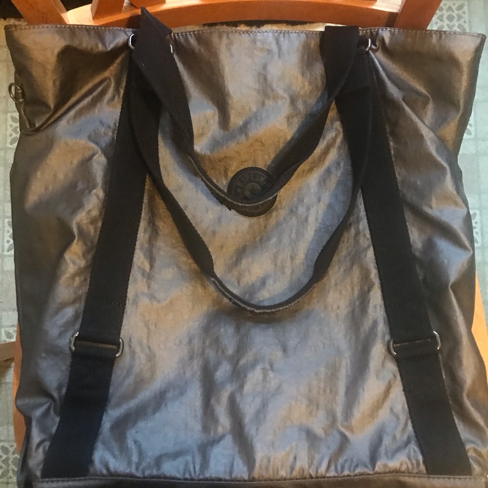 Tall silver gray Kipling tote w/wallet